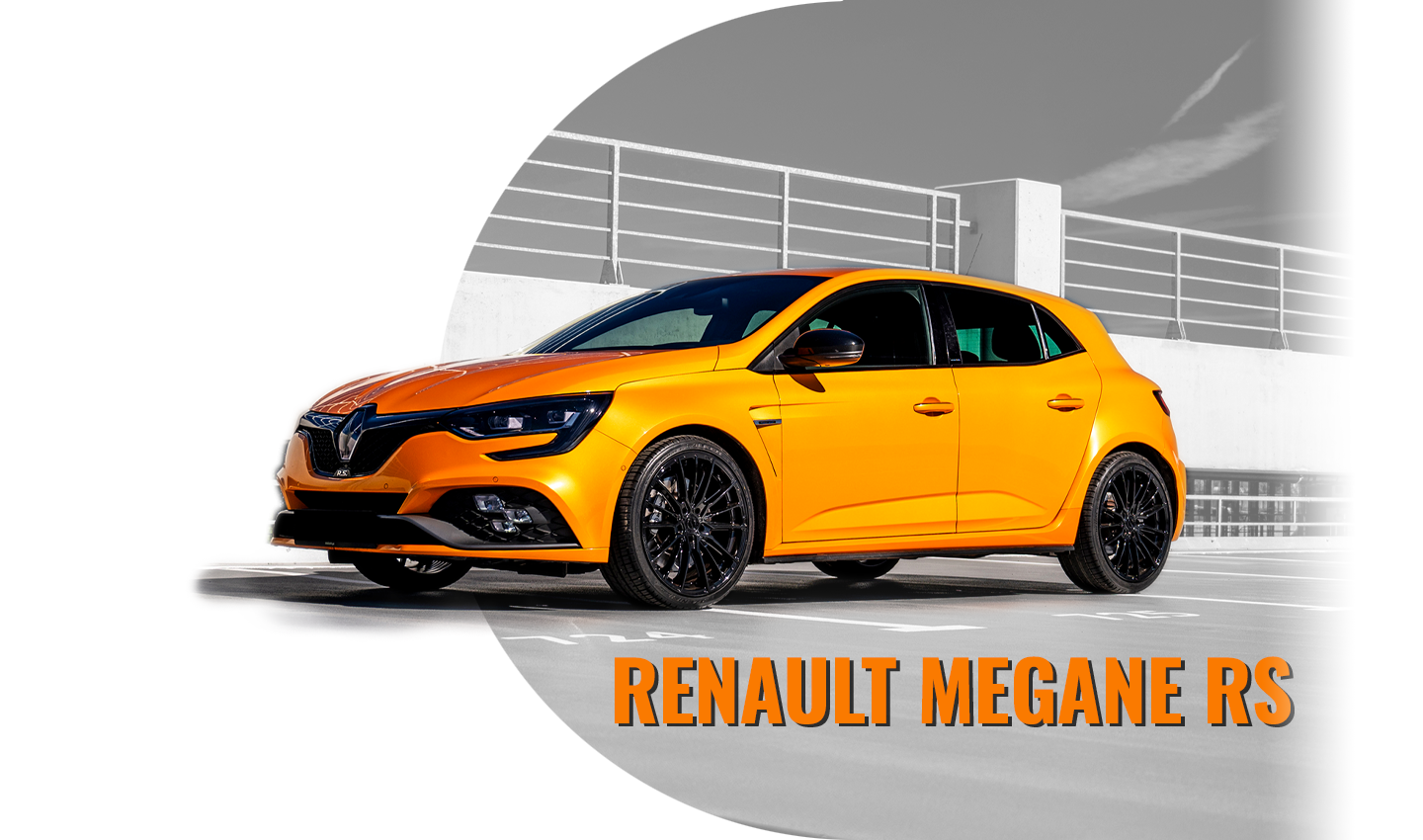 Pomarańczowe Renault Megane RS na szarym tle